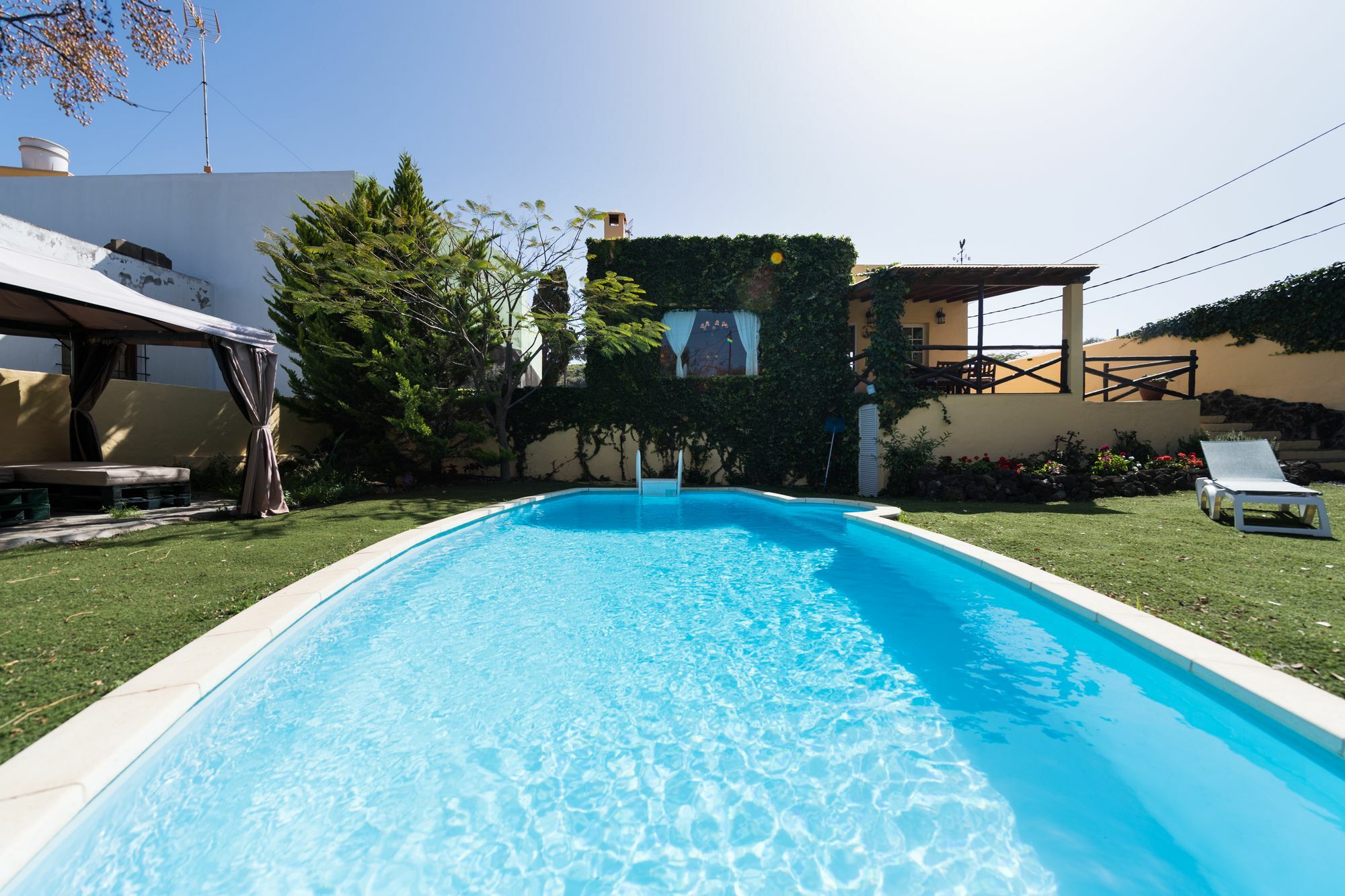 La Alpispa San Francisco de Paula Buitenkant foto