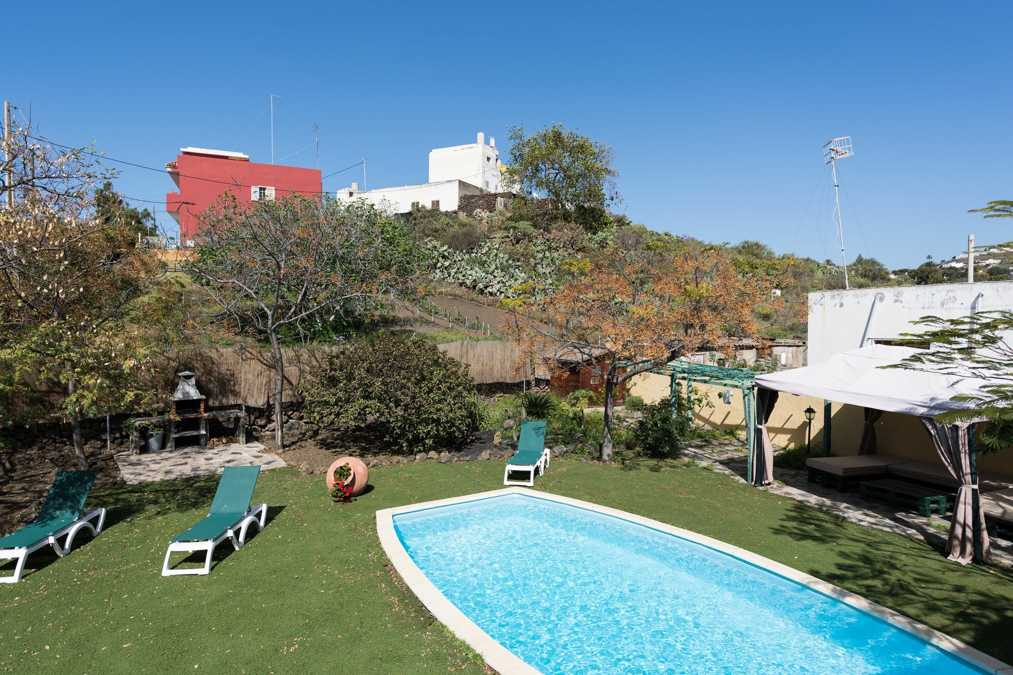 La Alpispa San Francisco de Paula Buitenkant foto